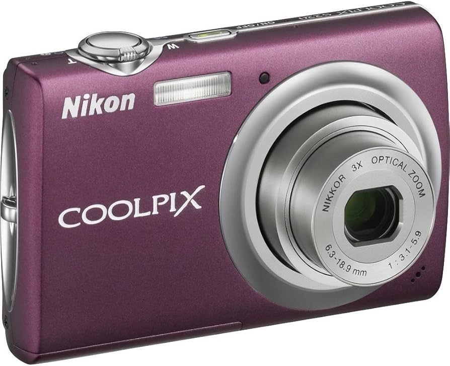 Amazon.com : Nikon Coolpix S220 10MP Digital Camera with 3x