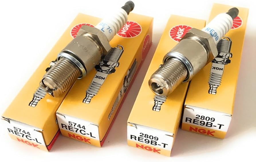 Amazon | 【 1台分4本セット 】 NGK （エヌジーケー） プラグ マツダ