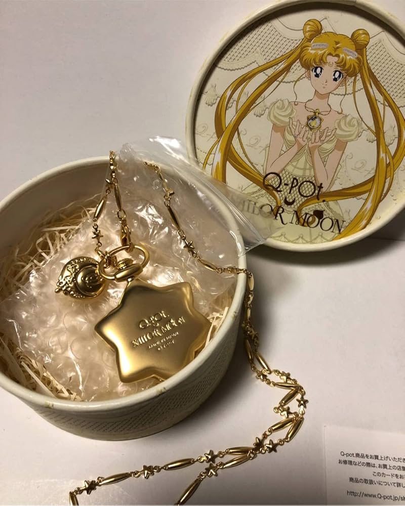 セーラームーン q-pot ムーンフェイズの懐中時計 ネックレス 再販 楽天