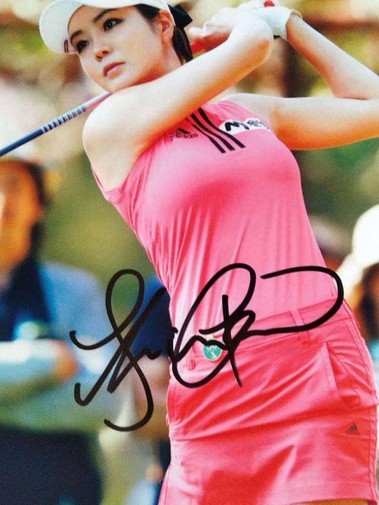 Amazon.co.jp: アンシネ直筆サイン入り超 特大写真…韓国女子