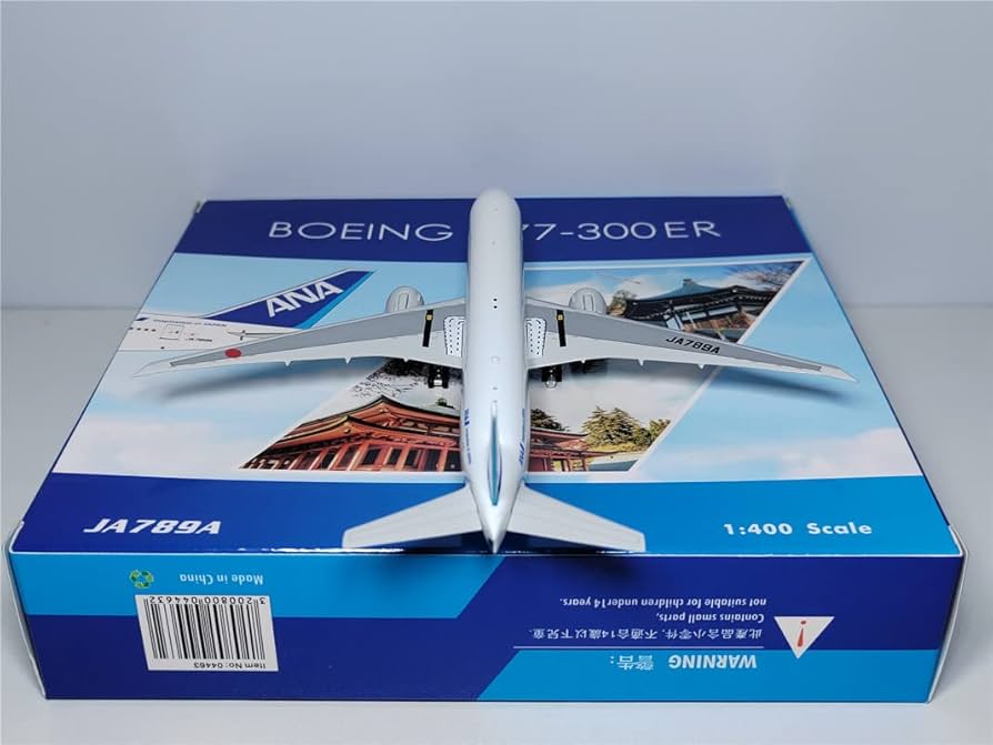 Amazon | Phoenix 1:400 PH04463 ANA Boeing 777-300ER JA789A