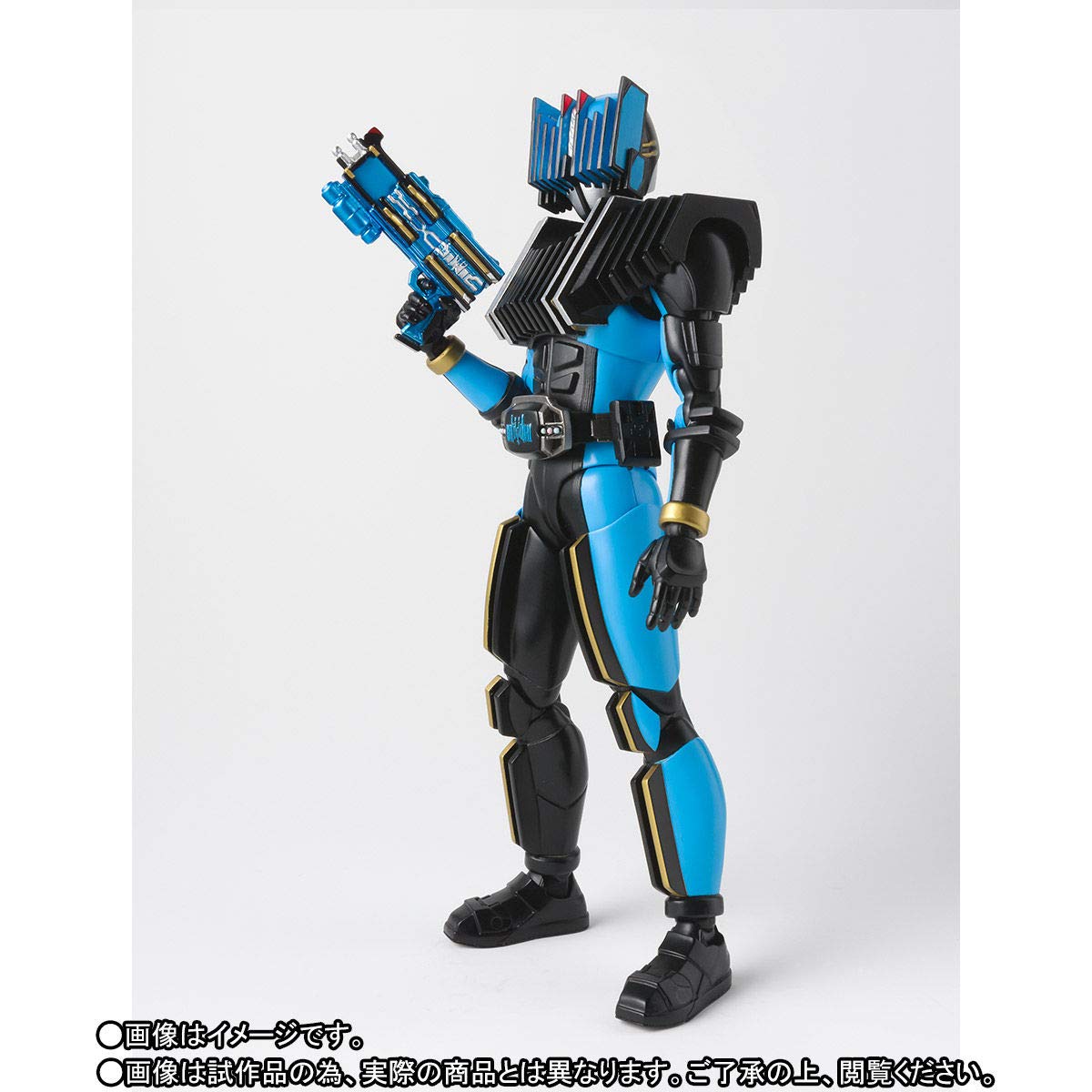 Amazon.co.jp: BANDAI S.H.Figuarts（真骨彫製法） 仮面ライダー