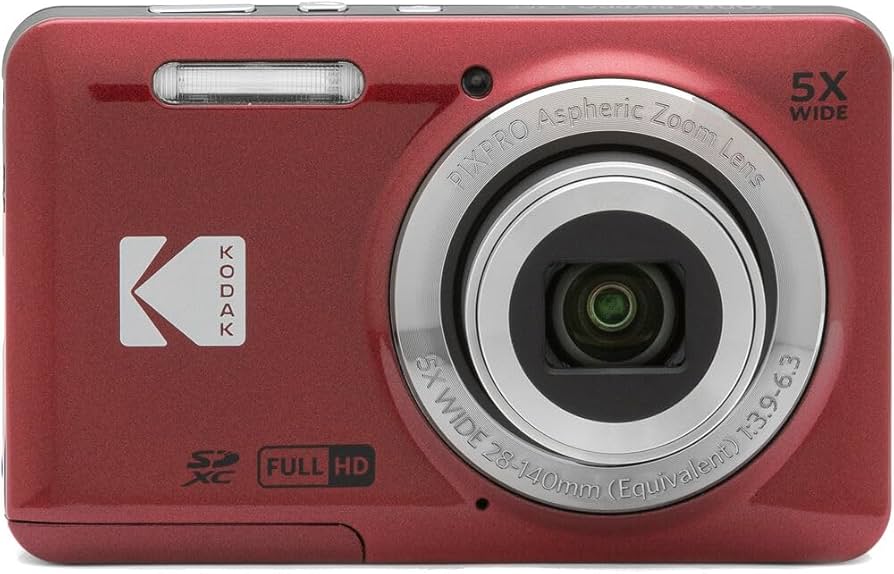 Amazon Canada: KODAK Pixpro FZ55 Digital Camera Bundle, Includes