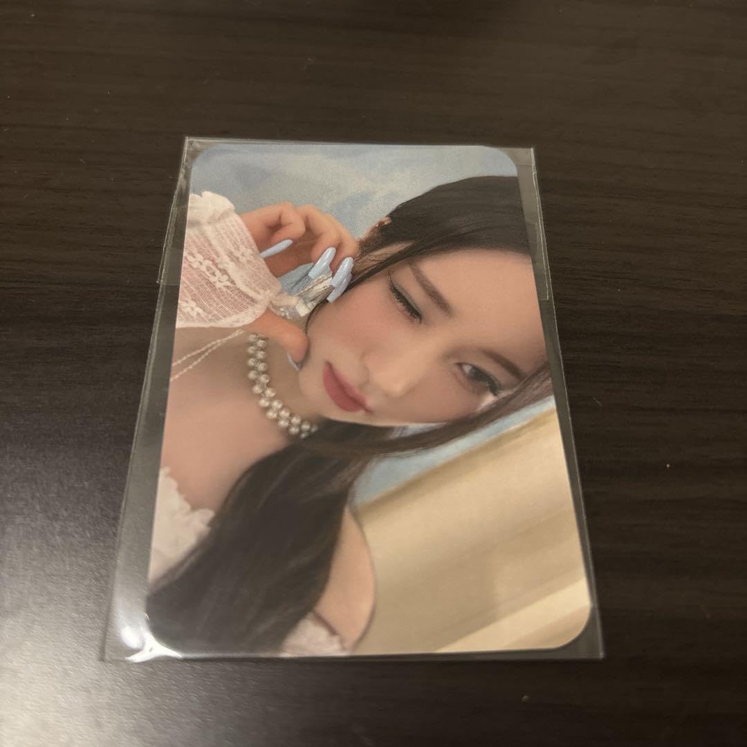 Amazon.co.jp: BABYMONSTER FOREVER アサ ASA トレカ YG : おもちゃ