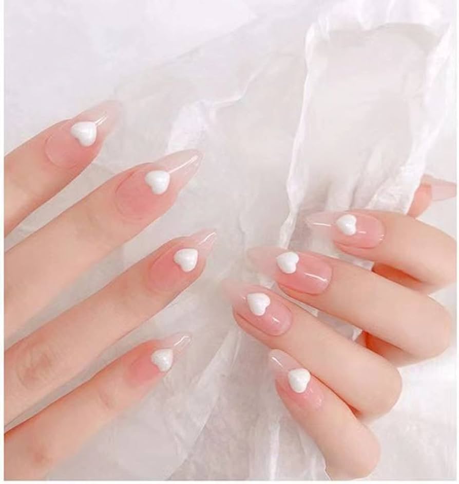 Amazon | ハート ネイルパーツ 約100個入り 3d 立体 白 ぷっくり