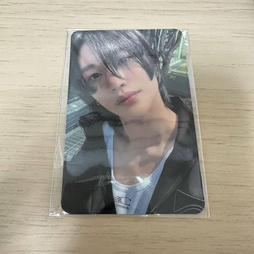 Amazon.co.jp: 韓国限定RIIZE ライズ 写真展 トレカ ウォンビン : おもちゃ