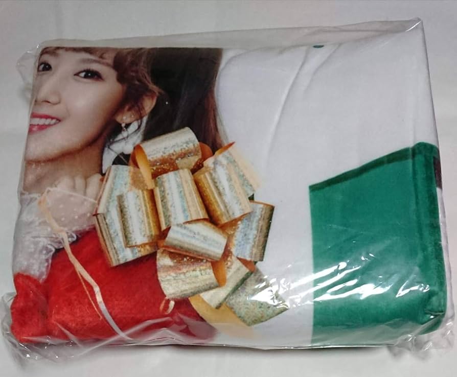 Amazon.co.jp: TWICE POP UP STORE 公式グッズ Merry&Happy