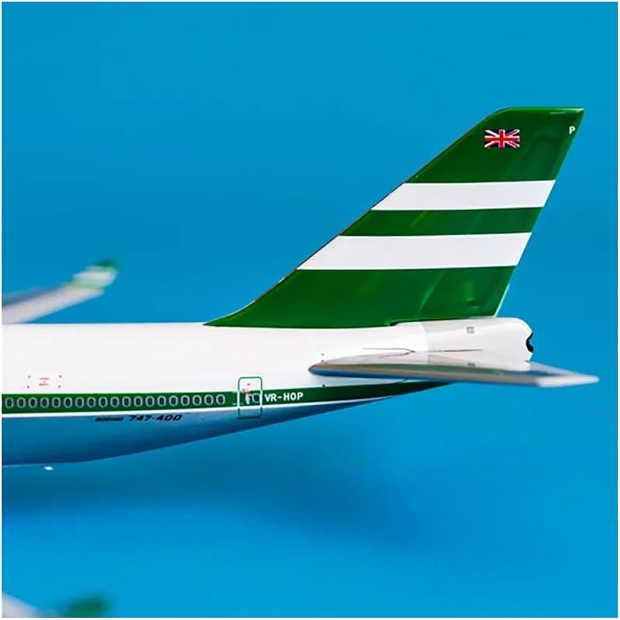 Amazon.co.jp: 航空機 キャセイパシフィック航空 B747-400 完成合金