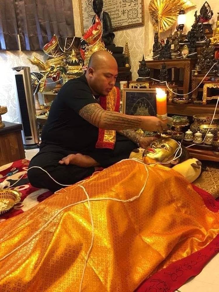 Amazon.co.jp: Na Na Thong Mask タイのお守り プラクルアン 恋愛 幸運