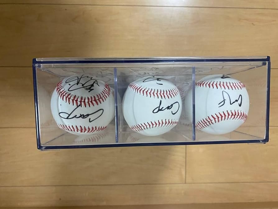 Amazon.co.jp: サインボール プロ野球 ケース入り 直筆サイン カープ