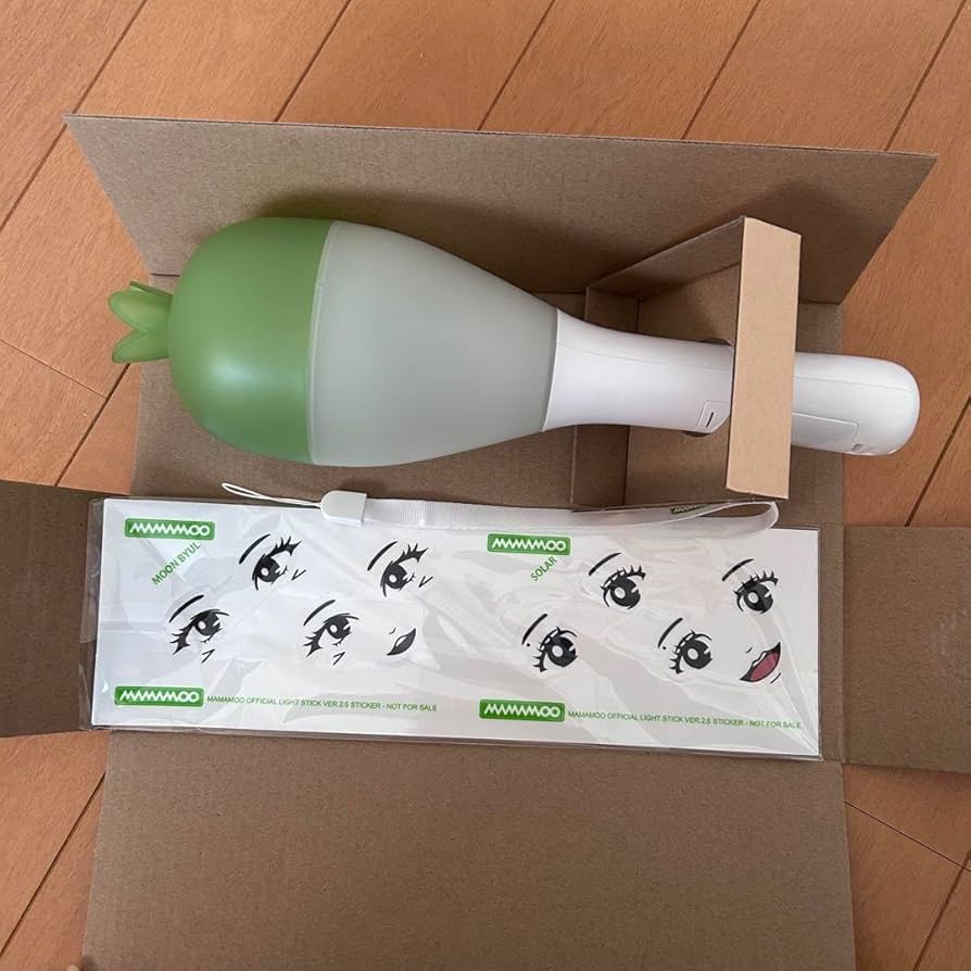 Amazon.co.jp: MAMAMOO ペンライト : おもちゃ