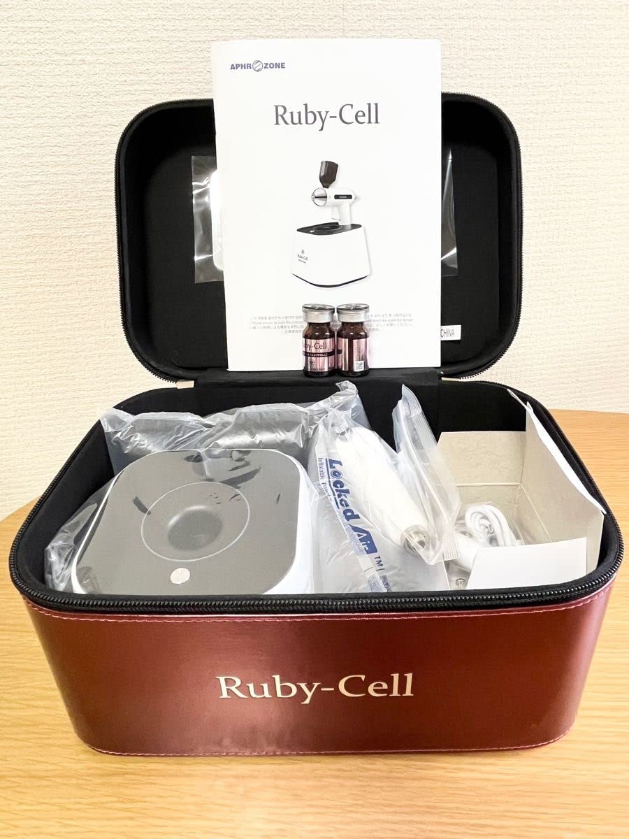Ruby-Cell 美顔器セット メタリックレッド Ruby-Cell 美顔器セット
