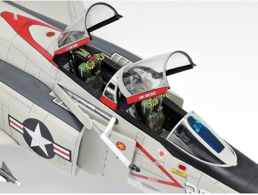 Amazon | タミヤ(TAMIYA) 1/48 航空機シリーズ No.121 マクダネル