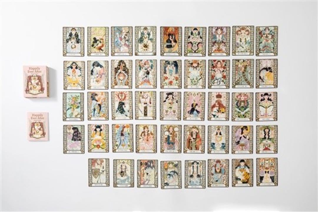 Amazon.co.jp: Happily Ever After Oracle Cards ④ MARIA A : おもちゃ