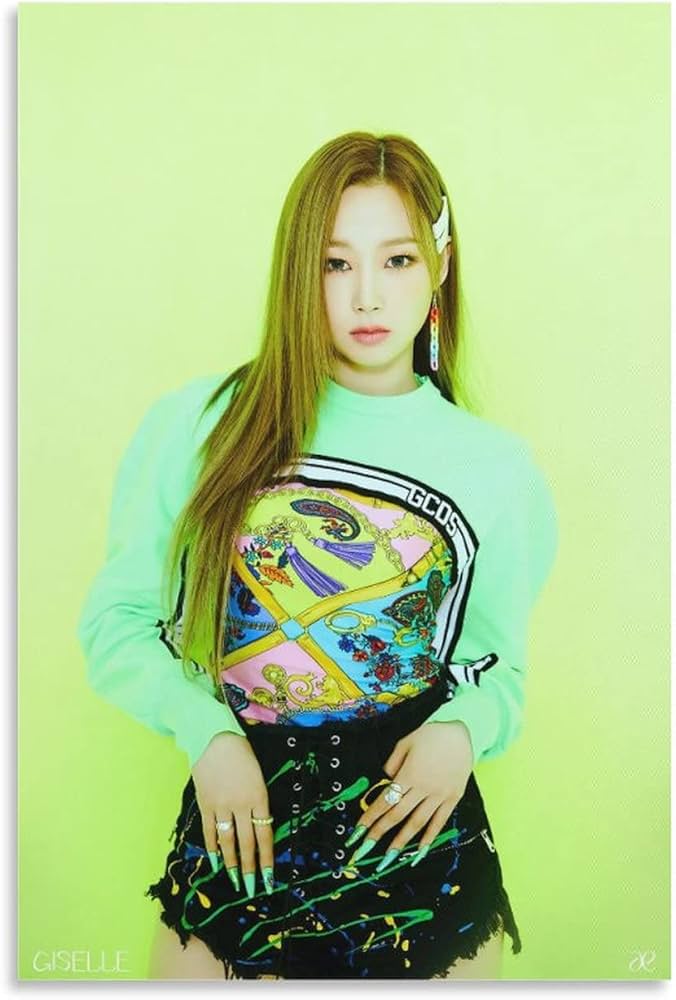 Amazon.co.jp: GISELLE ジゼル Aespa エスパ Black Mamba 写真