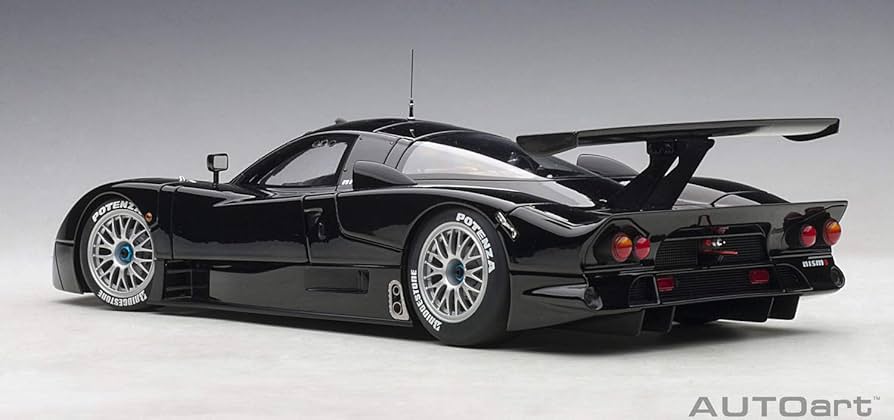 Amazon | AUTOart 1/18 日産 R390 GT1 1998年 (ブラック) | ミニカー