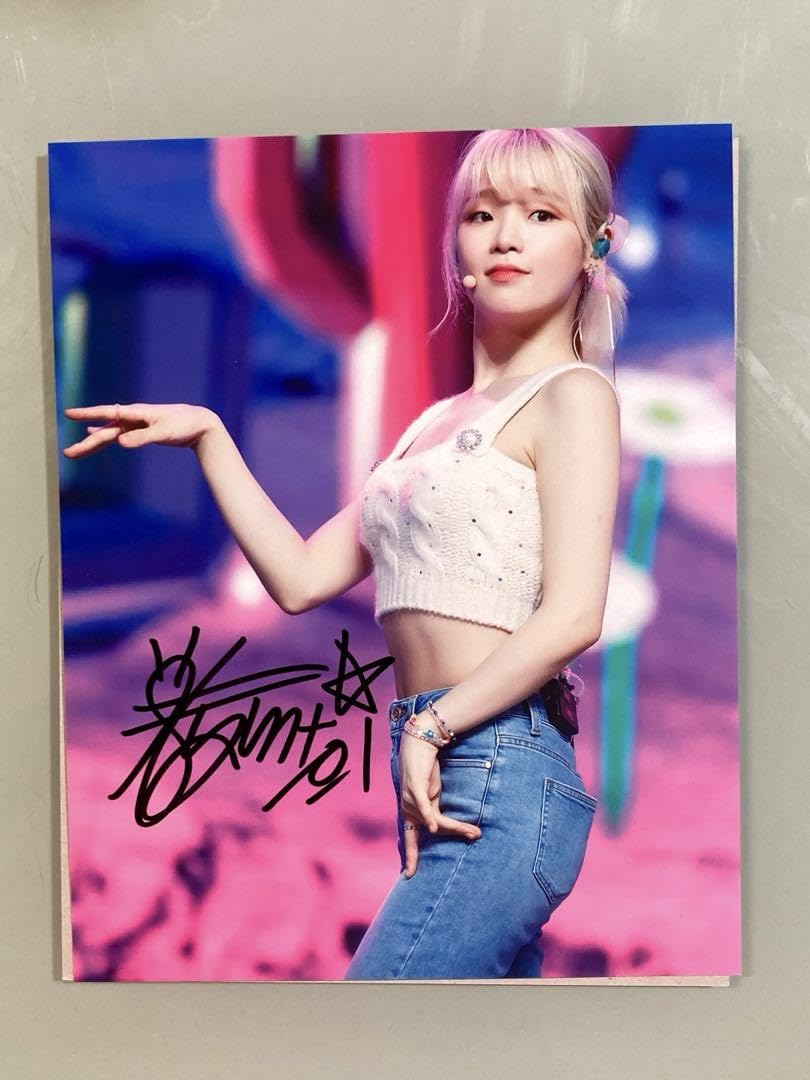 Amazon.co.jp: スンヒ直筆サイン入り超大型写真…Seunghee…OH MY GIRL
