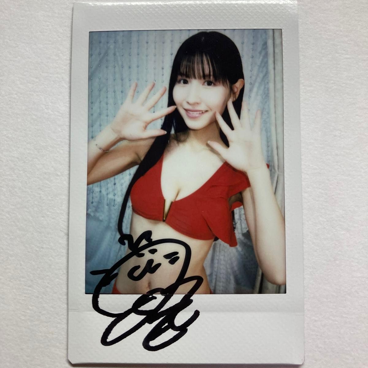 Amazon.co.jp: 桜空もも 直筆サイン入りチェキ : おもちゃ