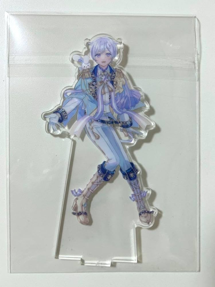 Amazon.co.jp: いれいす 恋星エトワール アクスタ 初兎 : おもちゃ