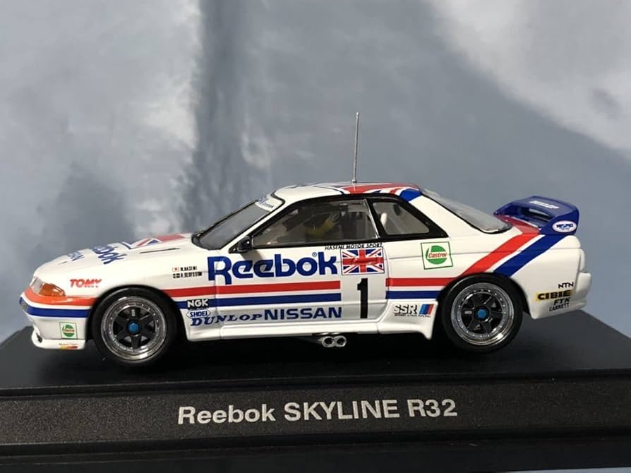 Amazon.co.jp: Tomica/Ebro Reebok Skyline GTR (R32) Hasemi Sports 1