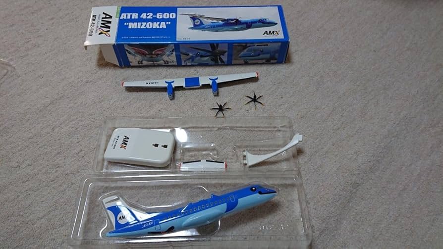 Amazon.co.jp: 3 10 ATR 42-600 モデルプレーン1 100 天草エアライン