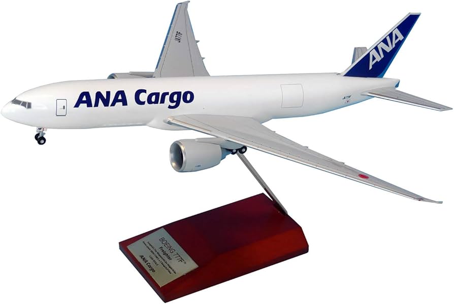 Amazon | 全日空商事 1/200 777F JA771F 限定 完成品 | プラモデル 通販