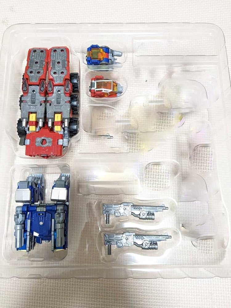 Amazon.co.jp: ダイアクロン DA-92 鎧装合体 パワードコンボイ付属