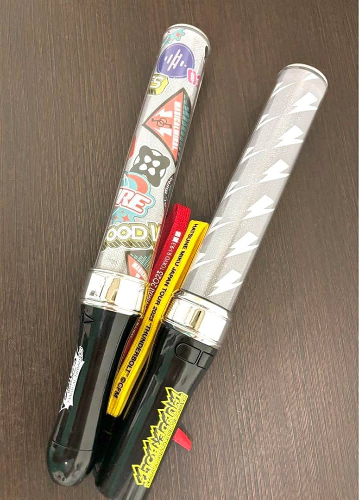 Amazon.co.jp: マジカルミライ サンダーボルト ペンライト 2本売り