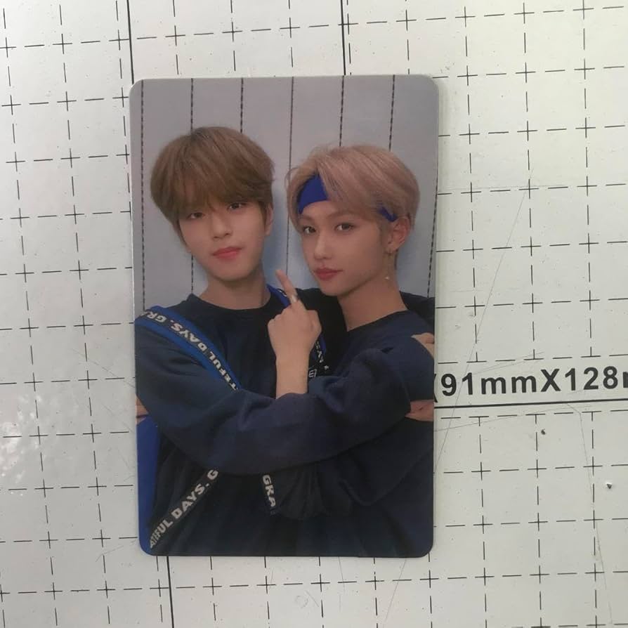 Amazon.co.jp: StrayKids LEVANTER両面ユニットサノクトレカ