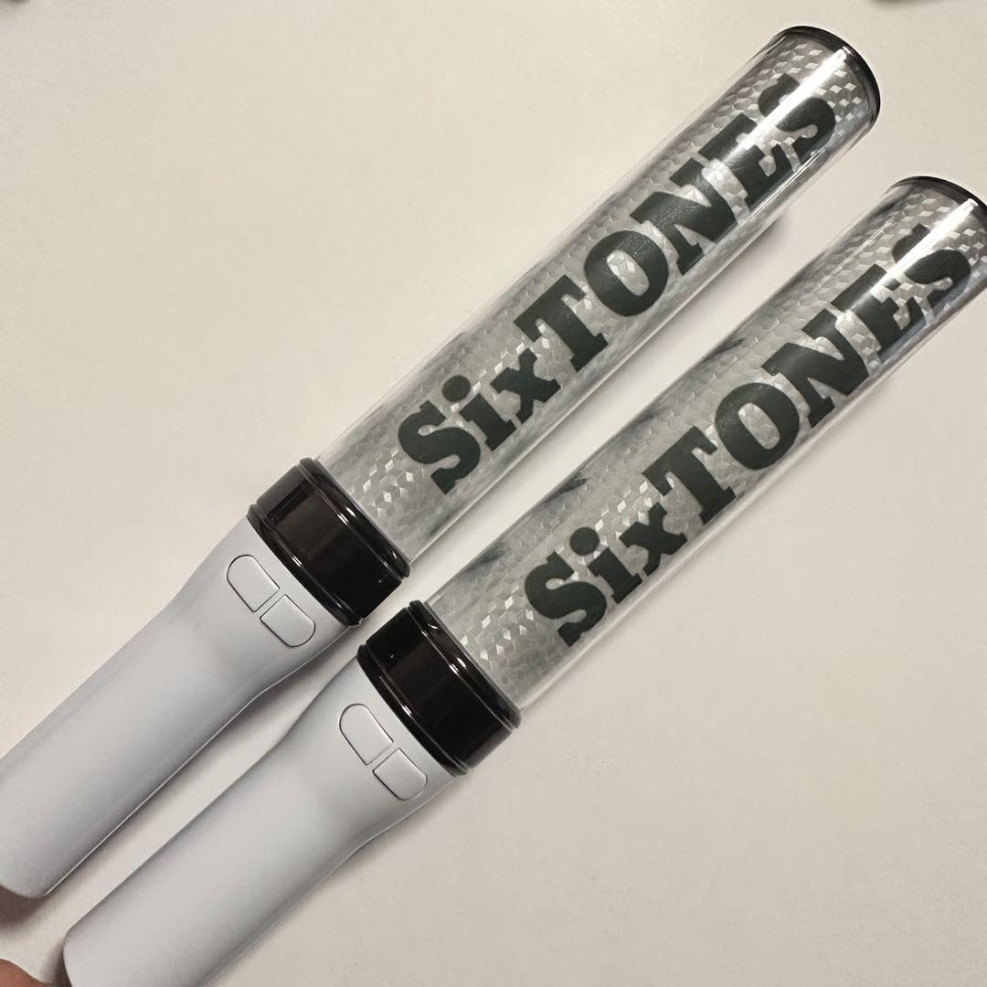 Amazon.co.jp: ペンライト sixtones チェンエラ 2本セット EQUJ : 産業