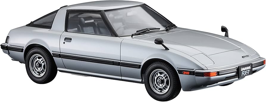 Amazon.com: Hasegawa 20635 1/24 Mazda Savanna RX-7 SA 22C, 1980