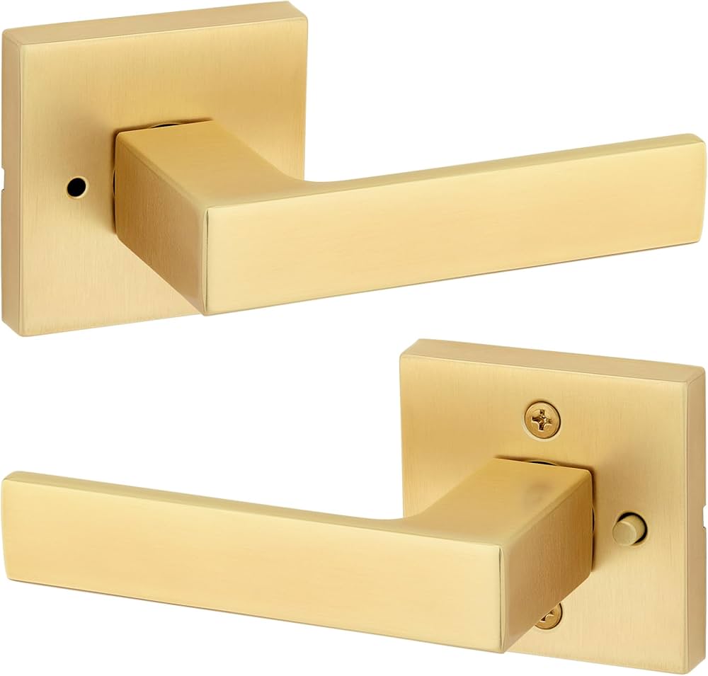 Kwikset Singapore Interior Privacy Door Handle with Lock, Door