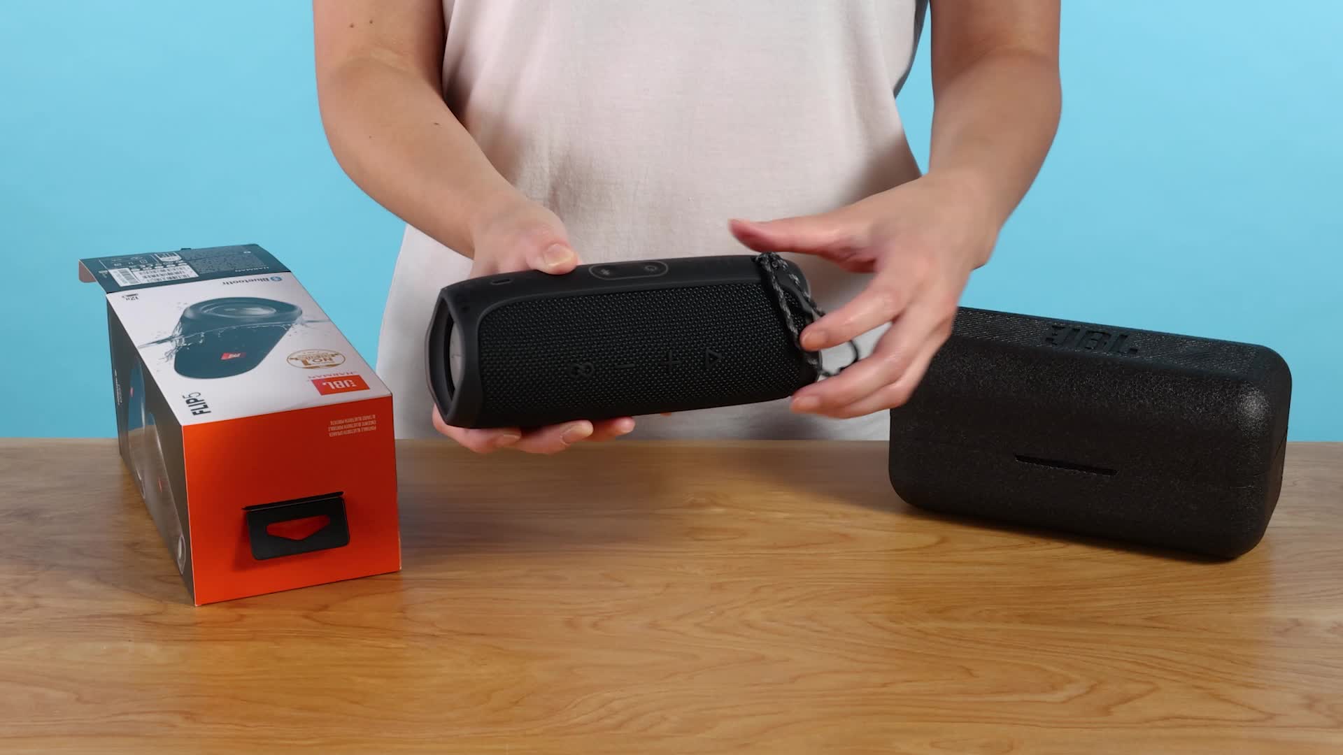 Amazon.com: JBL FLIP 5, Waterproof Portable Bluetooth Speaker