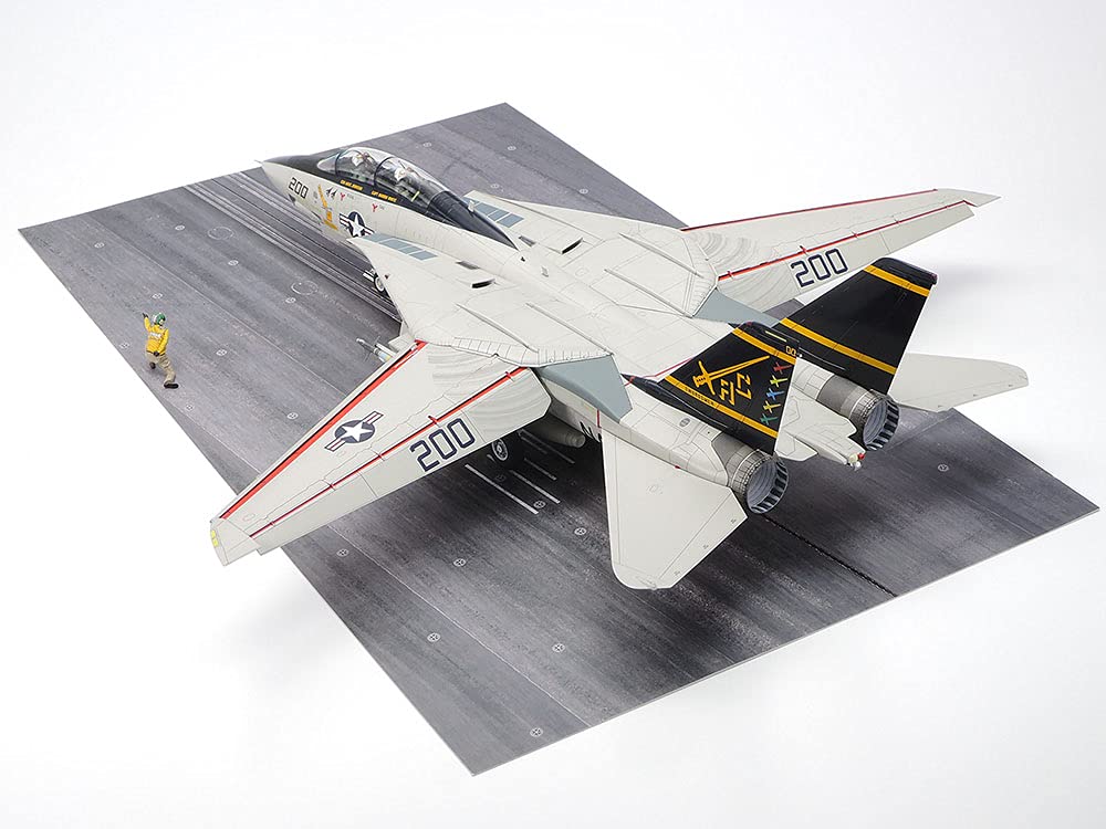 Amazon.com: Tamiya 1/48 Grumman F-14A Tomcat Carrier Launch Set