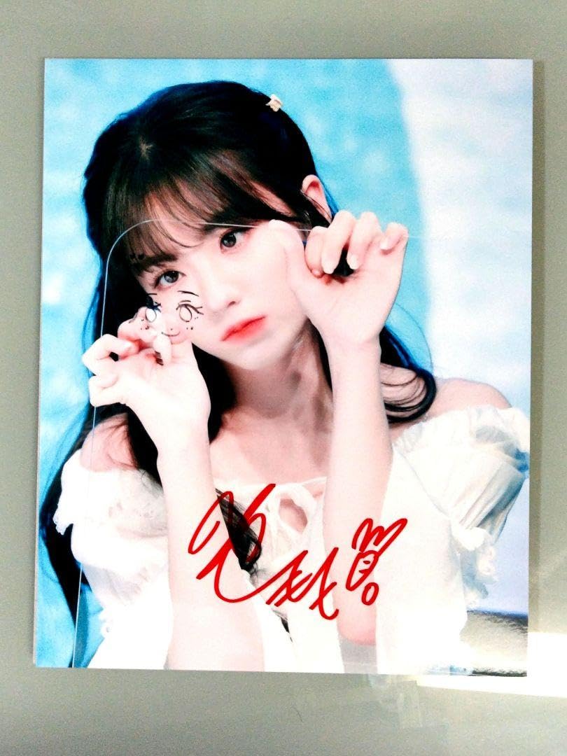 Amazon.co.jp: カンイェソ直筆サイン入り超大型写真…Kang Ye-seo