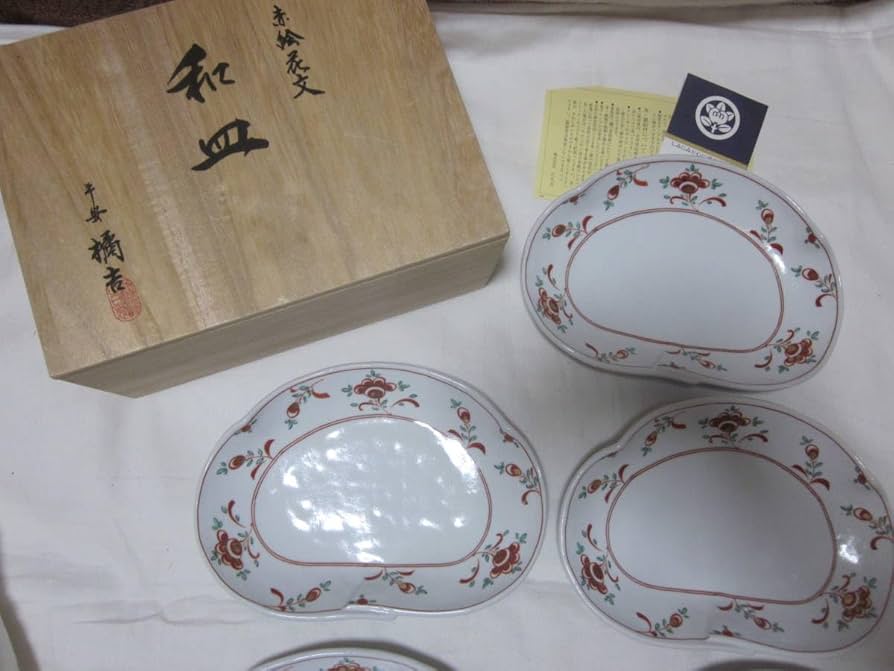 Amazon | 橘吉たち吉 赤絵花文和皿5枚セット 木箱入り 楕円皿 中皿