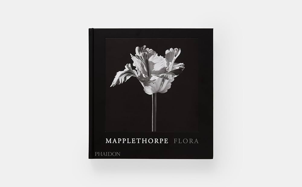 Amazon.com: Mapplethorpe Flora: The Complete Flowers