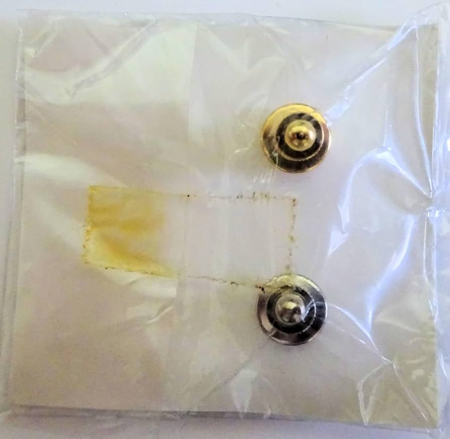 Amazon | The Street Sliders 黄：HARRY/白：RANMARU ギターバッジ 2