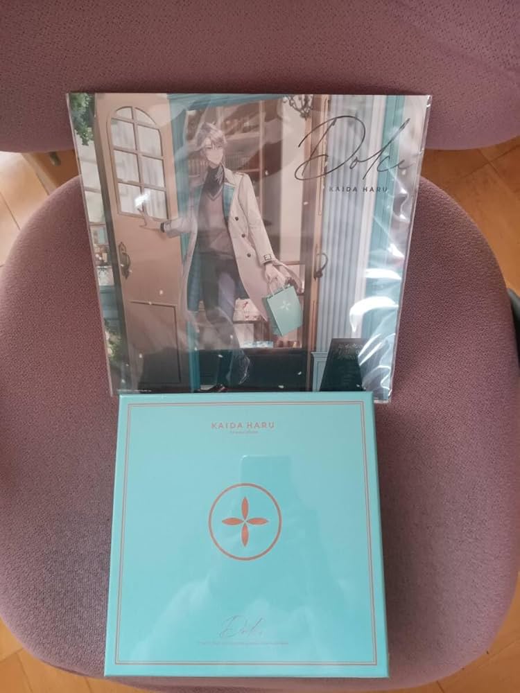 甲斐田晴 DOLCE メガジャケ Amazon.co.jp: 甲斐田晴 : 【Amazon.co.jp