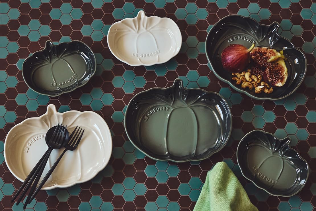 Amazon｜ル・クルーゼ(Le Creuset) パンプキン ディッシュ 23cm タイム