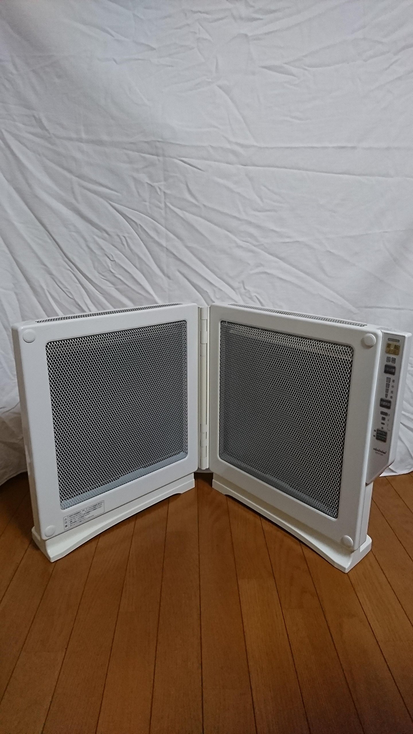 Amazon | TOYOTOMI(トヨトミ) 開閉式・遠赤外線パネルヒーター EPH120