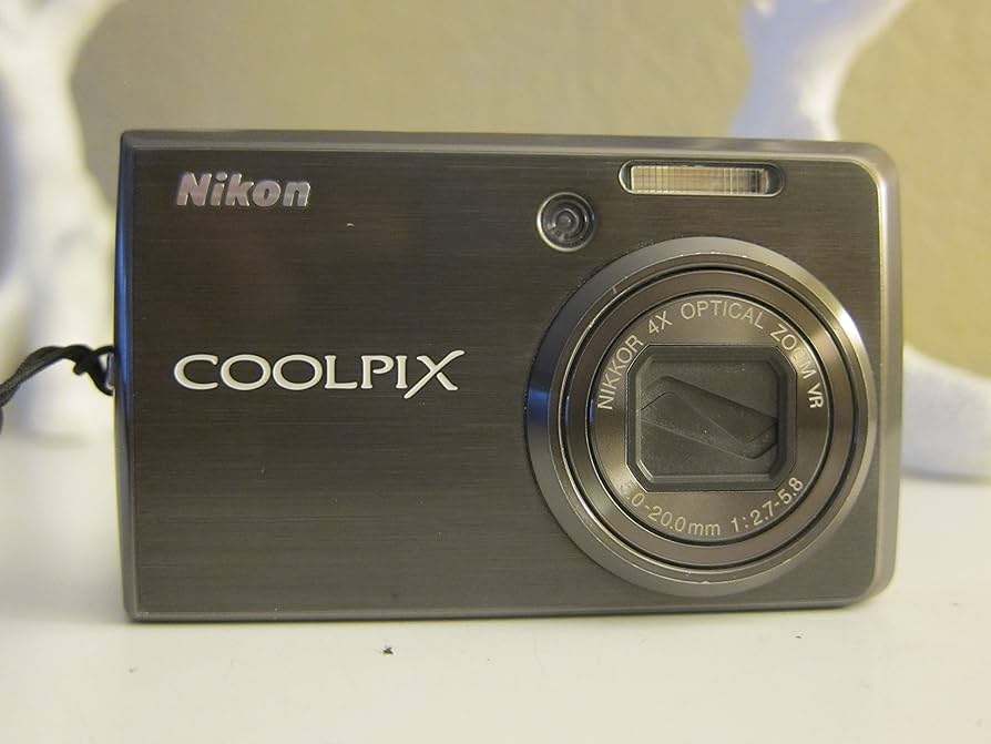 Amazon.com : Nikon Coolpix S600 10MP Digital Camera with 4x Wide