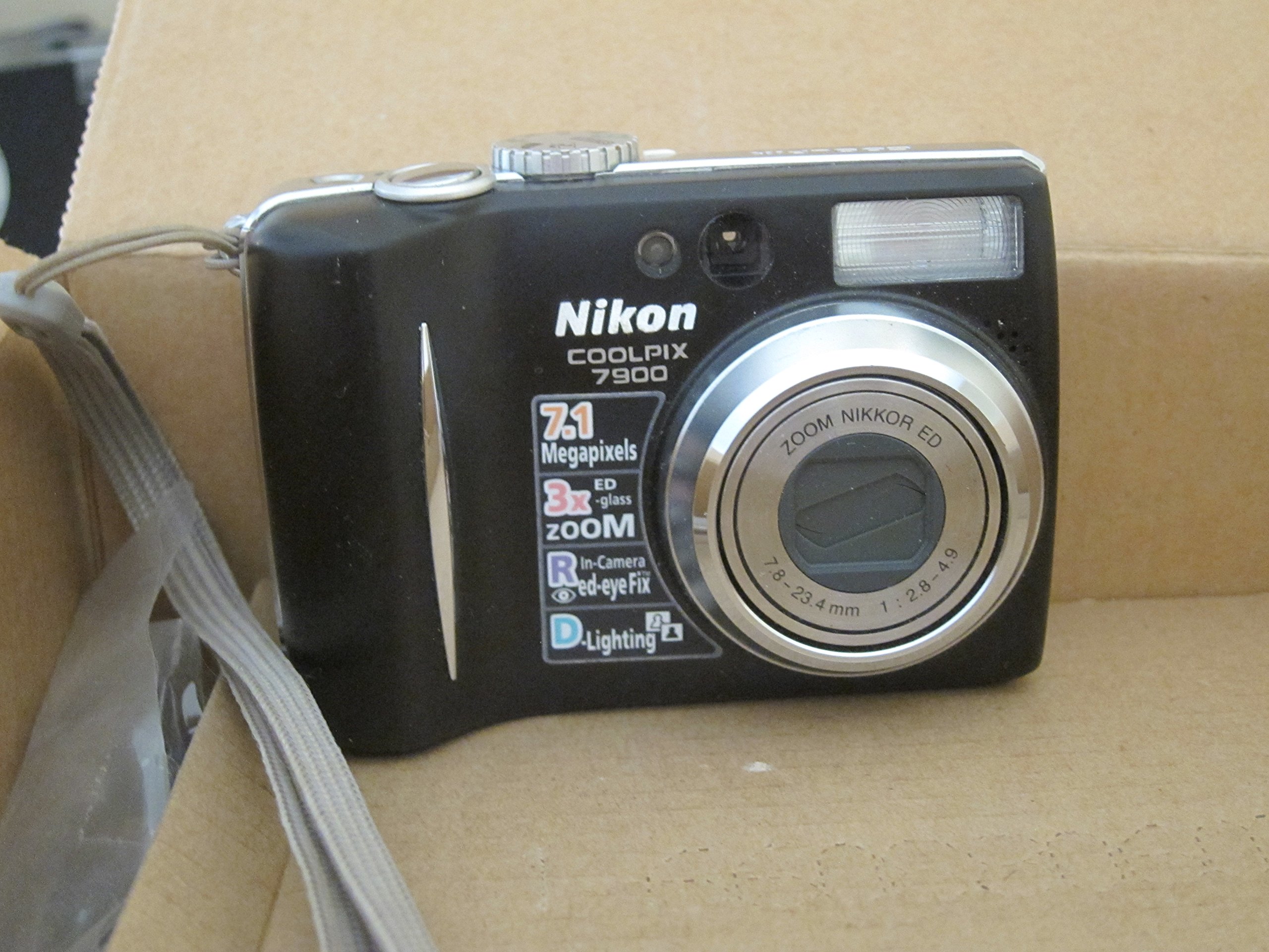 Amazon.com: Nikon Coolpix 7900 - Cámara digital de 7 MP con zoom