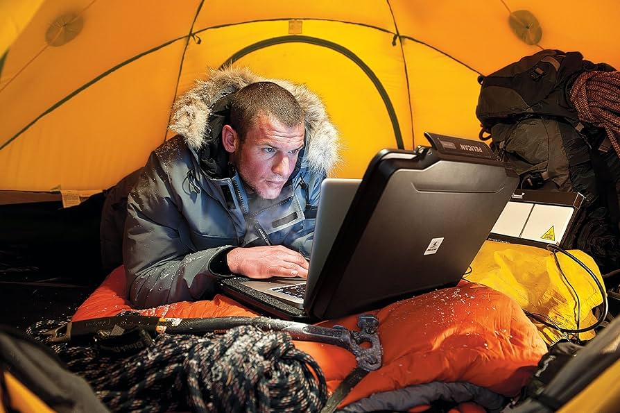 Amazon.co.jp: Pelican(ペリカン) 1085 フォーム付きノートパソコン