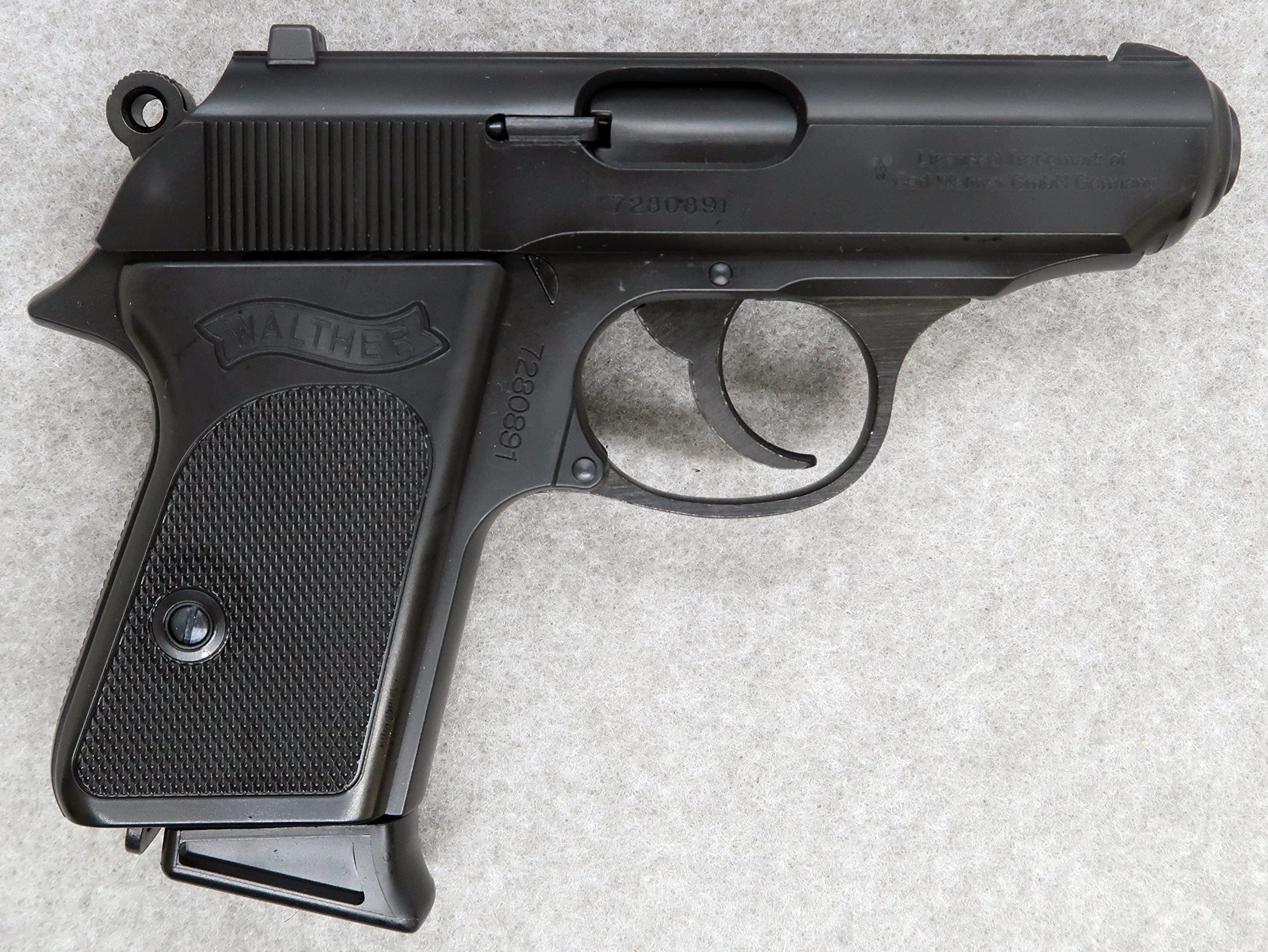 Amazon | マルシン ワルサー PPK マットブラックABS モデルガン 完成品