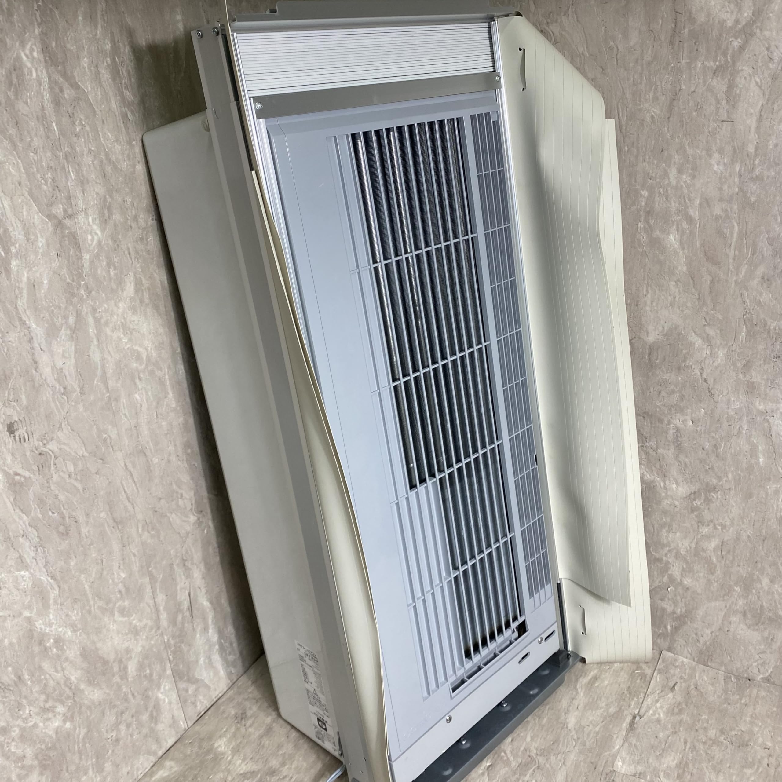 コロナルームエアコン CW-1624R 8/11までの限定価格！ 限定価格コロナ