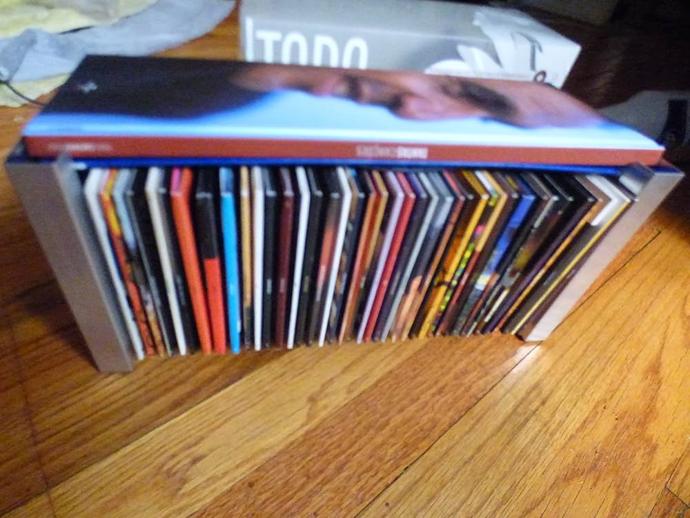 Amazon.co.jp: Todo Caetano: ミュージック