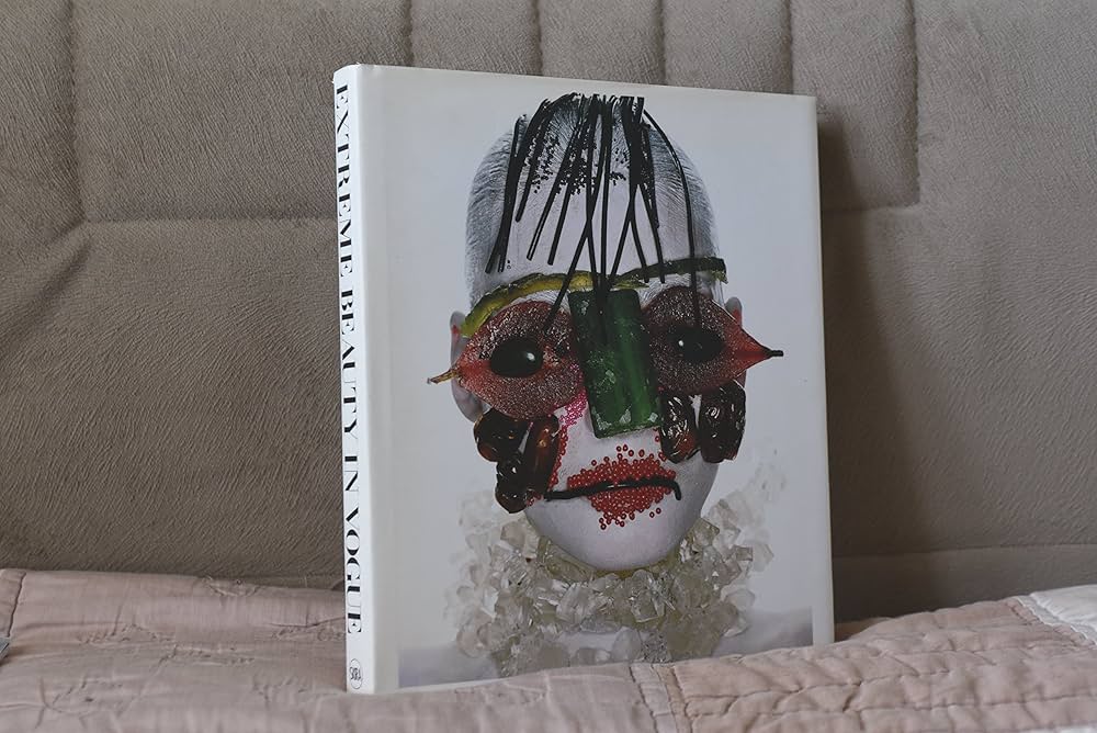 Extreme Beauty in Vogue: Posnick, Phyllis, Respini, Eva