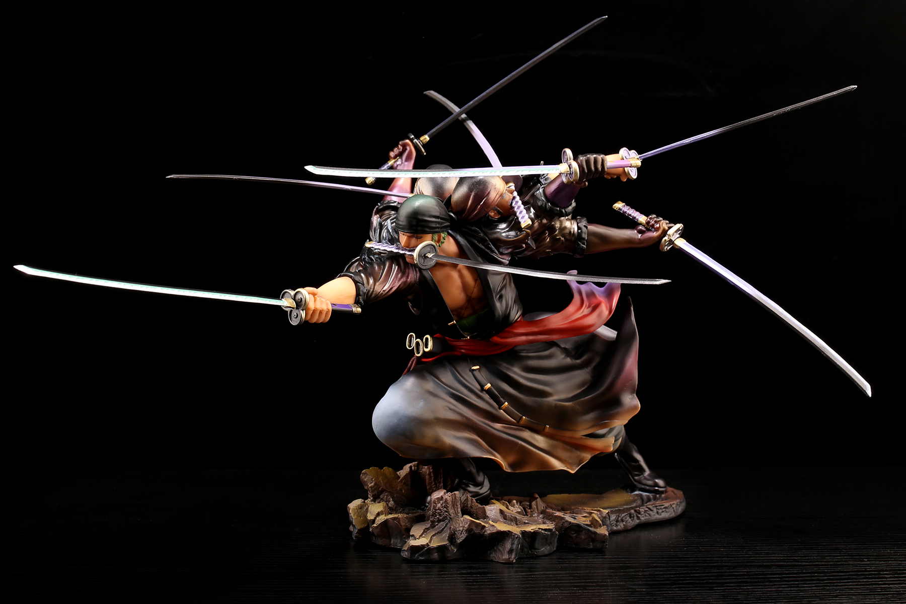 Amazon.co.jp: ロロノア ゾロ Roronoa Zoro Ver.鬼気 九刀流 “阿修羅