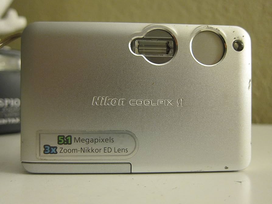Amazon.com : Nikon Coolpix S1 5.1 MP Slim-Design Digital Camera